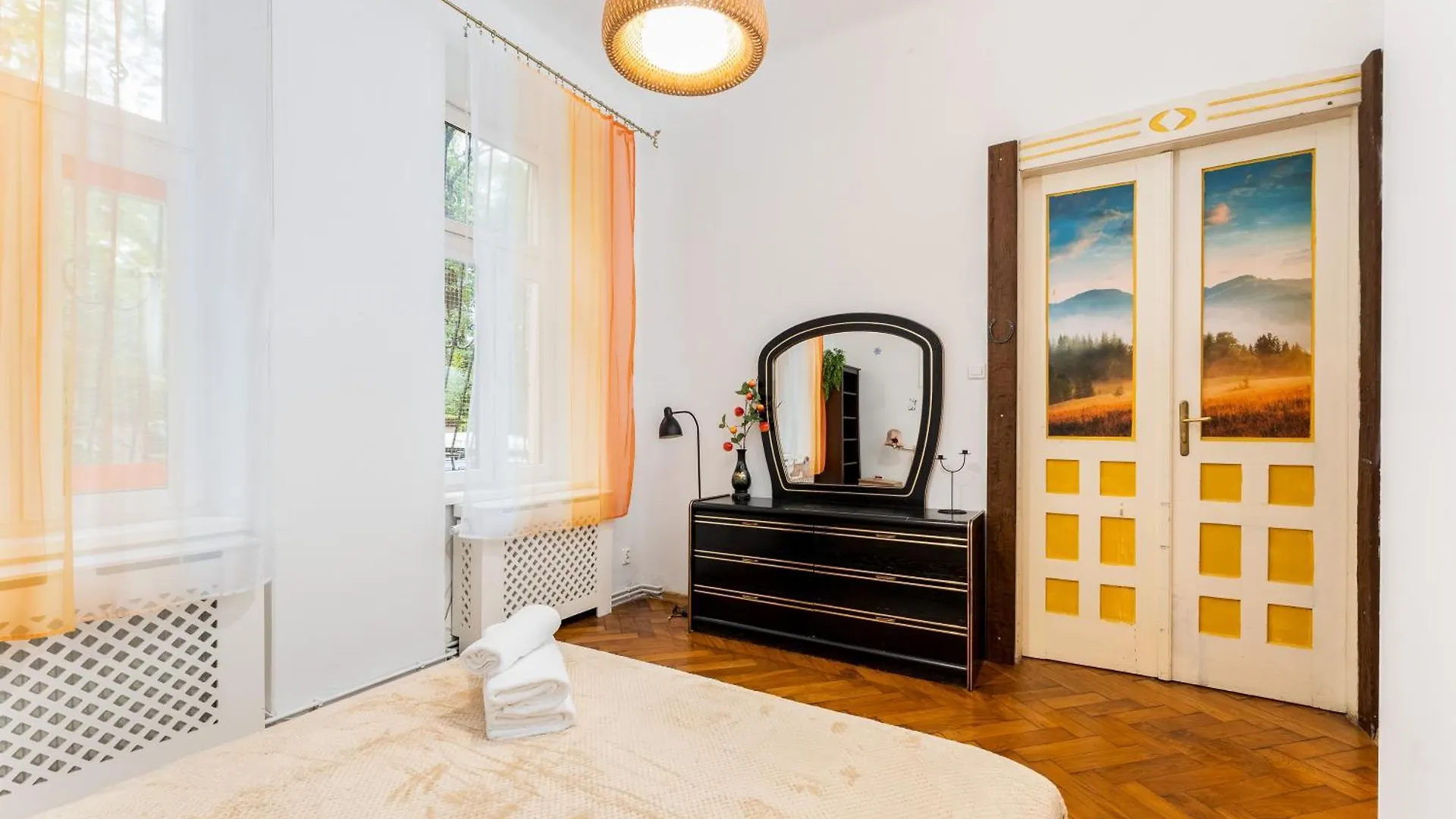 Park Strzelecki Spacious Apartment Krakow 0*,