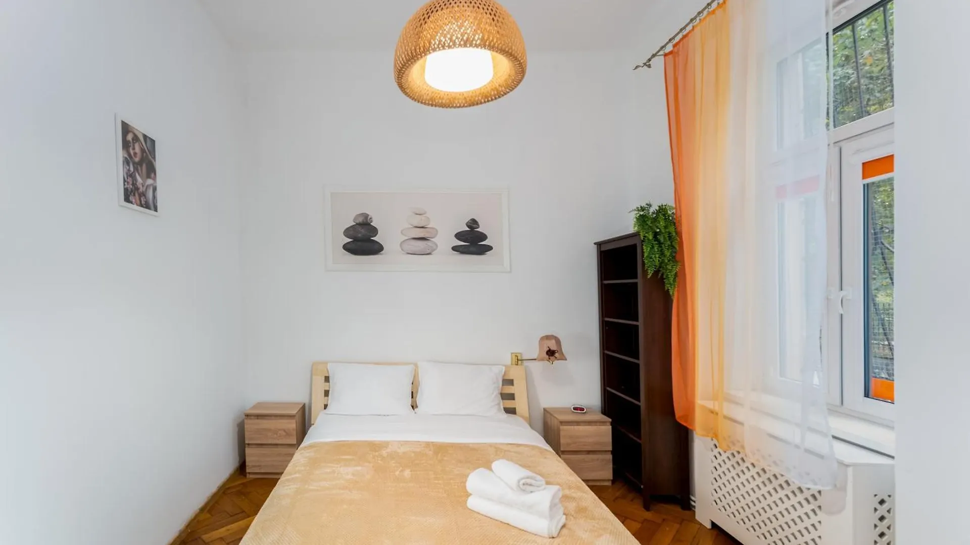 Park Strzelecki Spacious Apartment Krakow